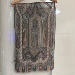 Paisley Patterned Scarf with Multicolor Design